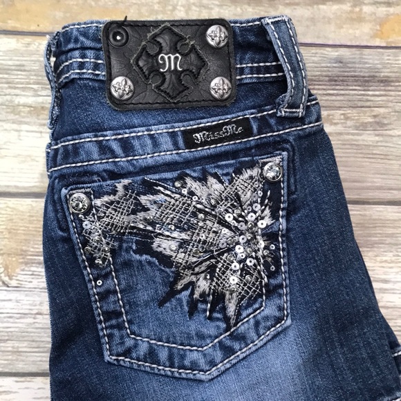 COPY - Girl’s Miss Me shorts - Picture 3 of 5